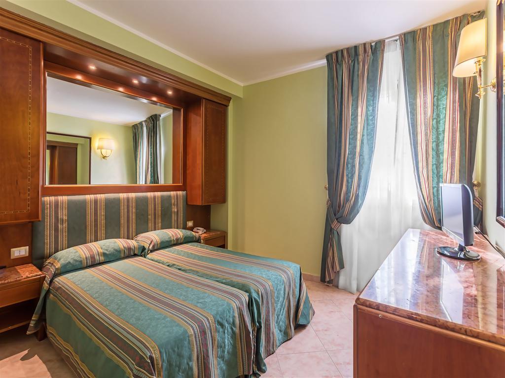 Raeli Hotel Siracusa Roma Dış mekan fotoğraf